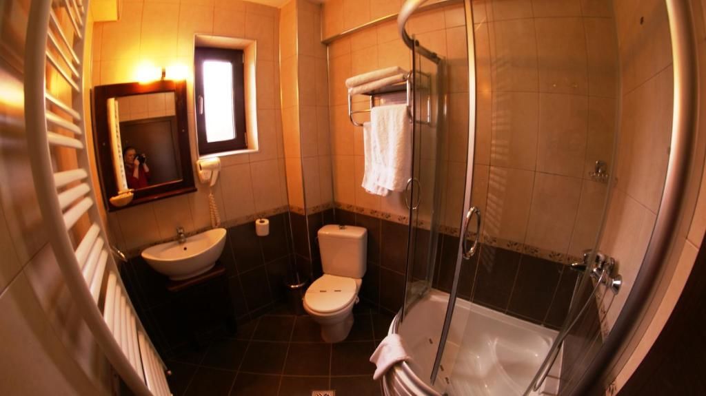 Отели типа «постель и завтрак» Pension Montien Events & Society Resort Предял-26