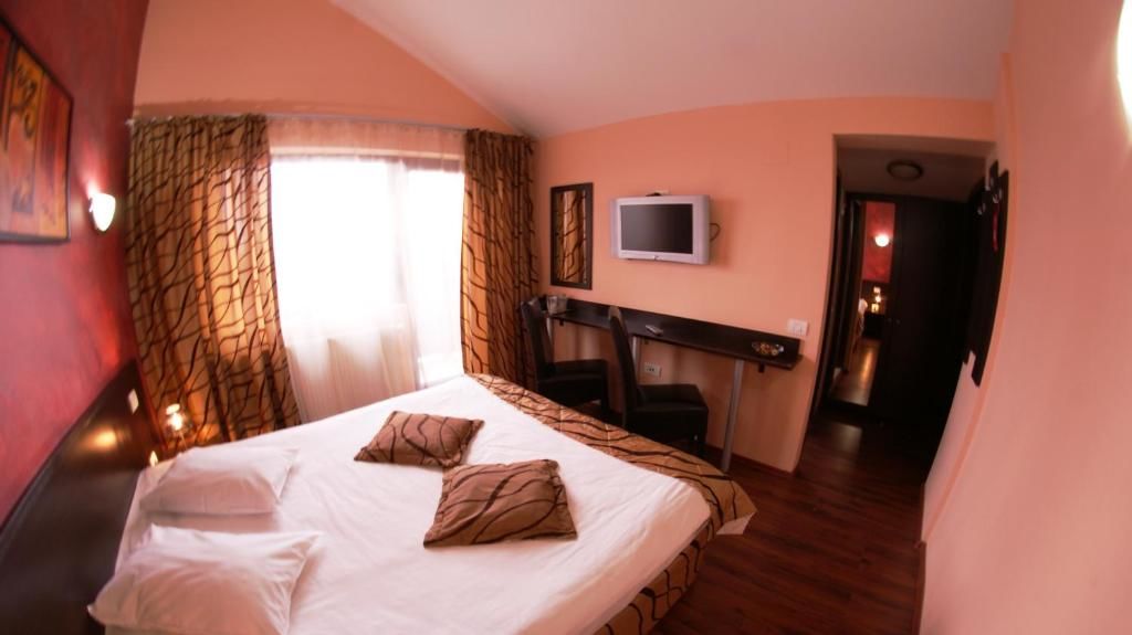 Отели типа «постель и завтрак» Pension Montien Events & Society Resort Предял-31