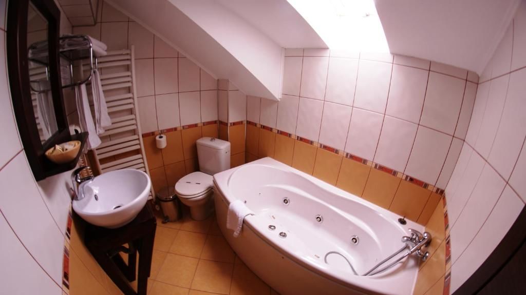 Отели типа «постель и завтрак» Pension Montien Events & Society Resort Предял-32