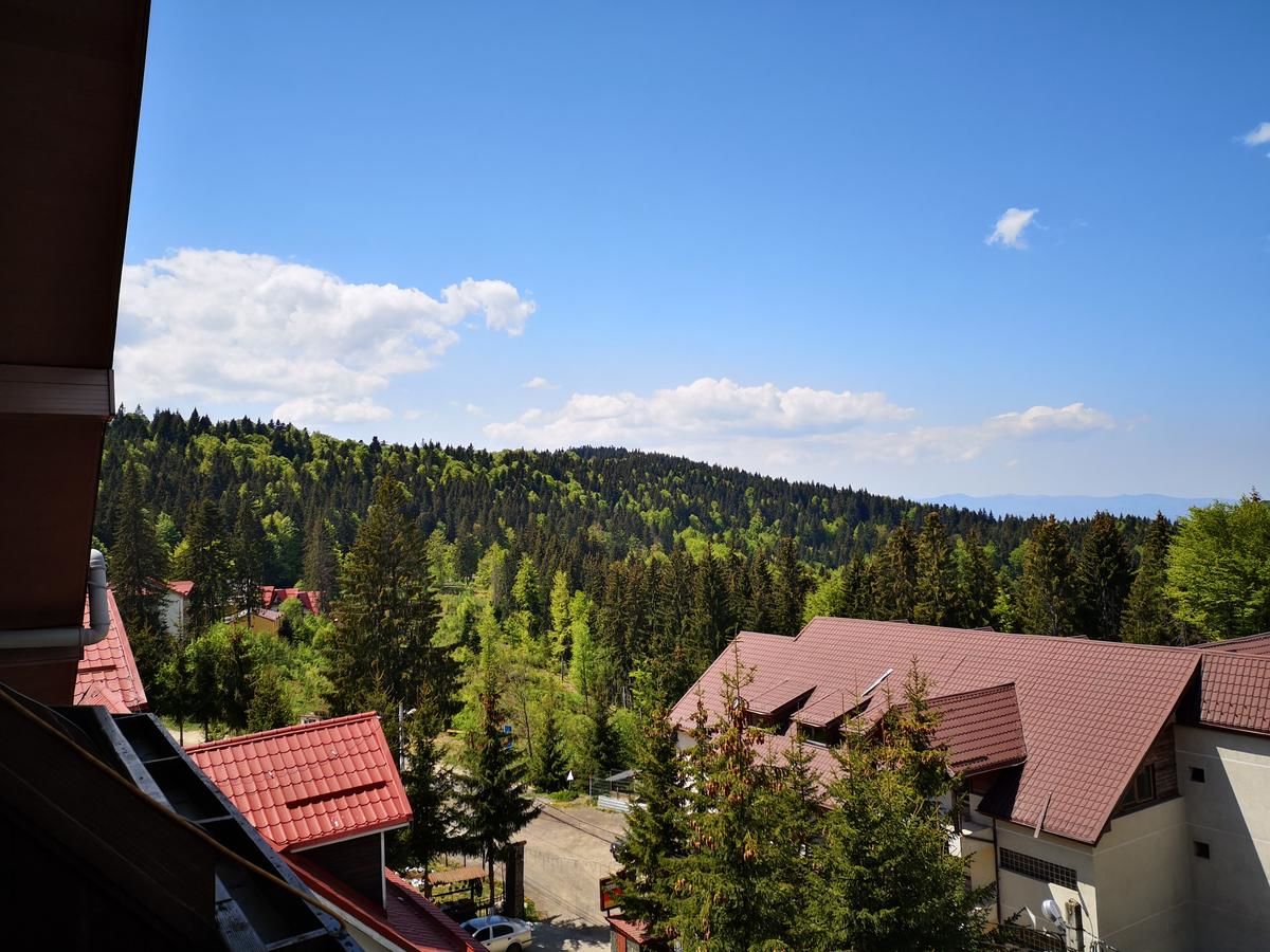 Отели типа «постель и завтрак» Pension Montien Events & Society Resort Предял-7